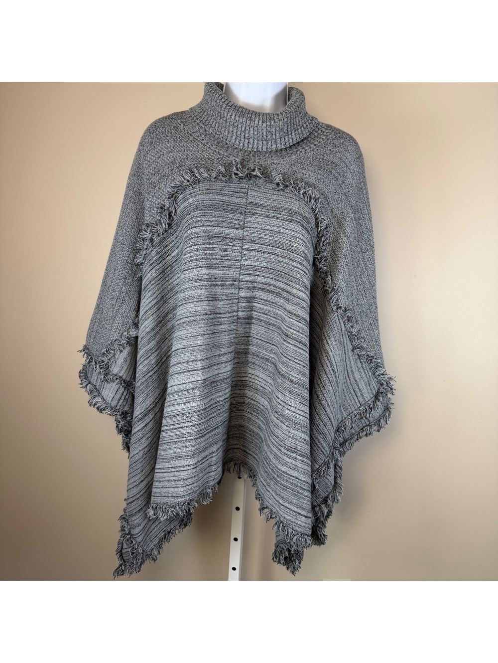 Michael Stars Gray Poncho OS